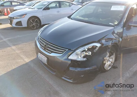 2010 Nissan Altima 2.5 S из США, поврежденный, VIN 1N4AL2AP7AN415975